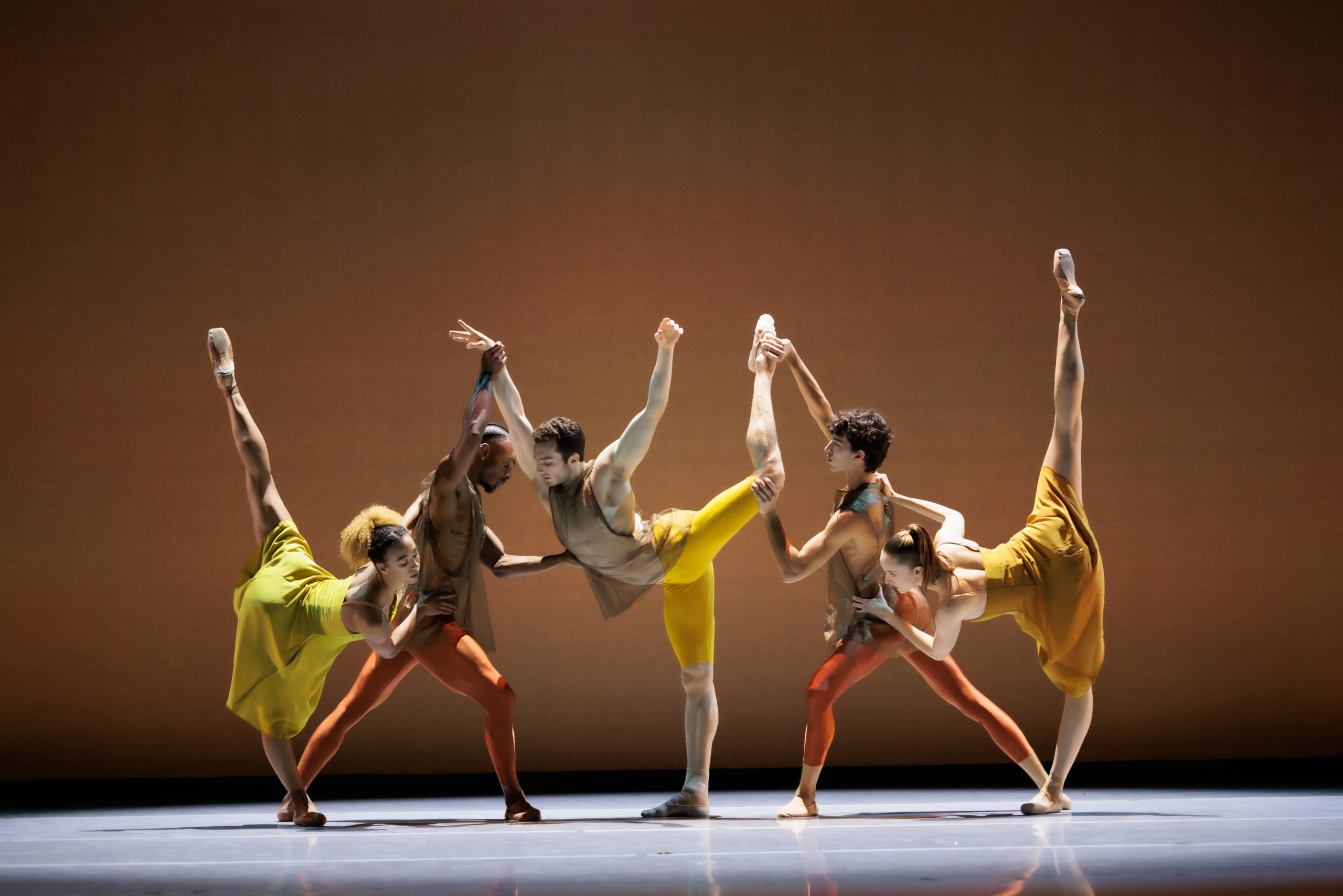 その他 Alonzo King Lines Ballet [Blu-ray] [Import] Amazon.co.jp: Alonzo King Lines Ballet [Blu-ray] : Alonzo